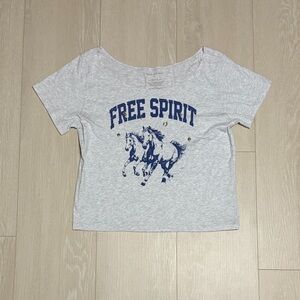 3/$10 Free Spirit Blue Gray Short Sleeve Tee With Horse Graphic And Gold Charms